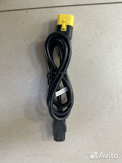 Кабель питания для сервера APC AP8704S