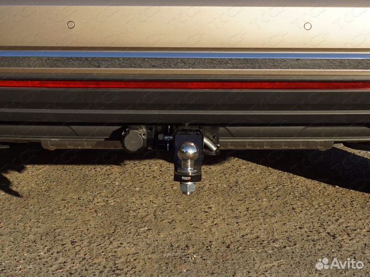 Фаркоп на Volkswagen Touareg с 2018