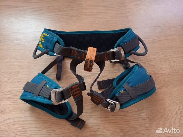 Страховочная система Simond easy 3 (Decatlon)