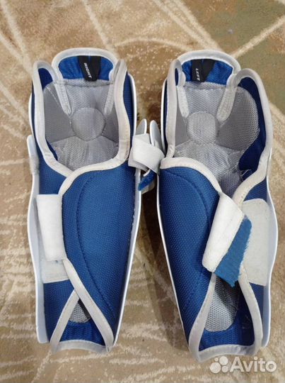 Щитки, наколенники хоккейные