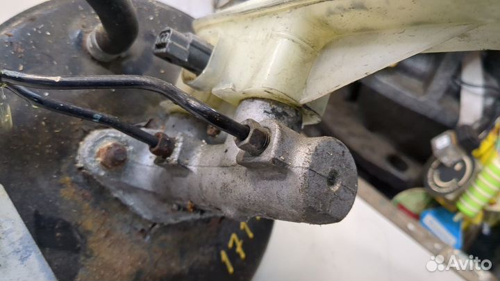 Цилиндр тормозной главный Honda Element, 2006