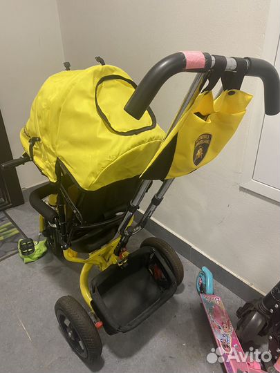 Детский велосипед с ручкой