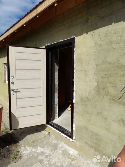 Дверь входная в дом с шумоизоляцией
