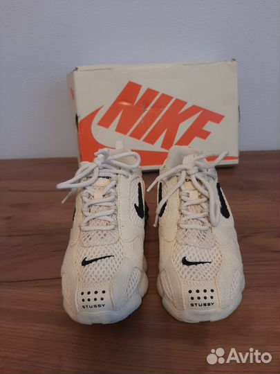 Продам новые кроссовки Nike, размер 38