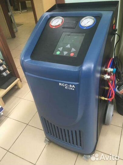 Станция заправки автомобильных кондиционеров RCC-8