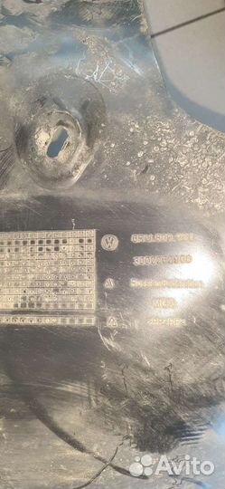 Подкрылок передний левый Volkswagen Polo 6