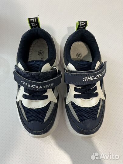 Кроссовки детские