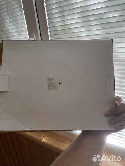 Блюдо с лопаткой