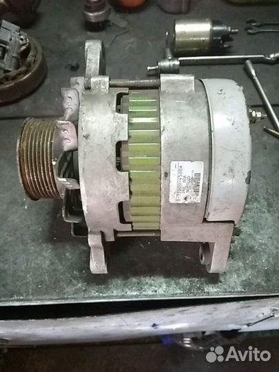 Генератор komatsu 0-35000-4500 24V 60A