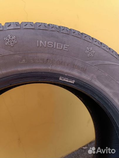 Ovation W-586 225/65 R17