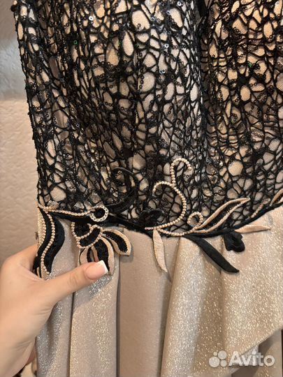 Платье вечернее