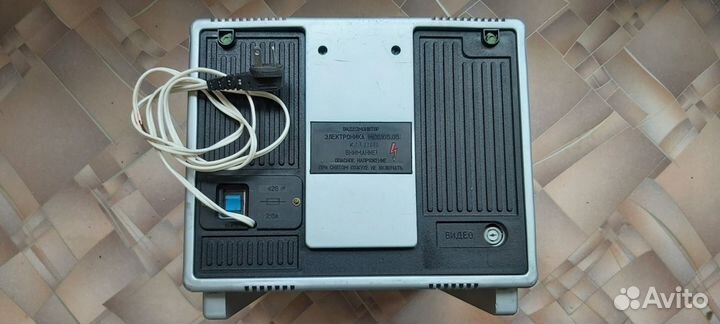 Монитор Электроника мс6105.05