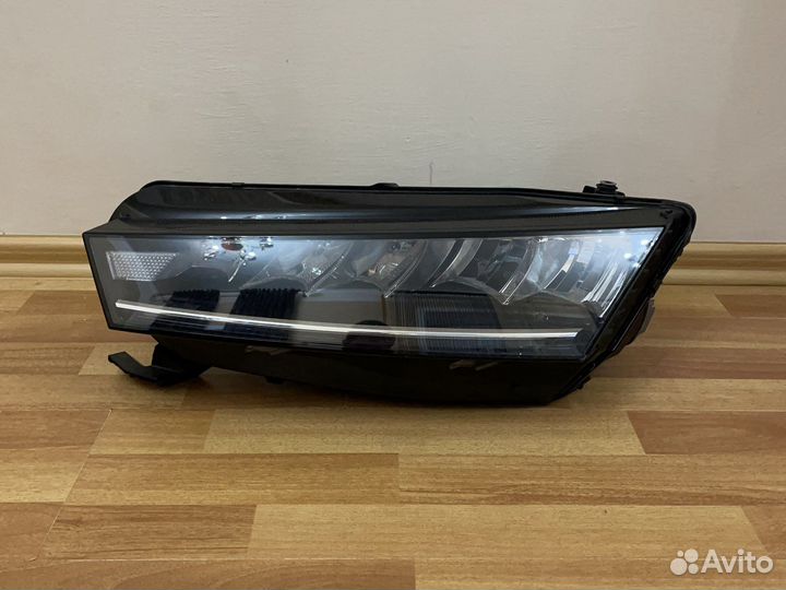Skoda Octavia A8 Фара левая