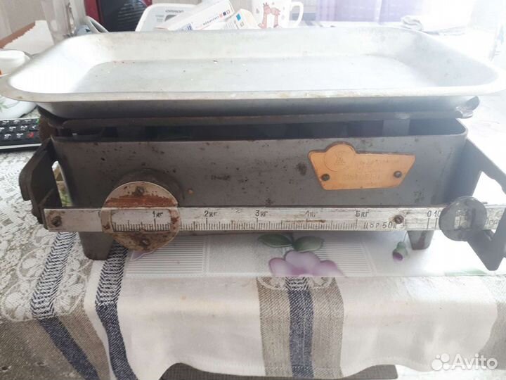 Винтажные весы бытовые