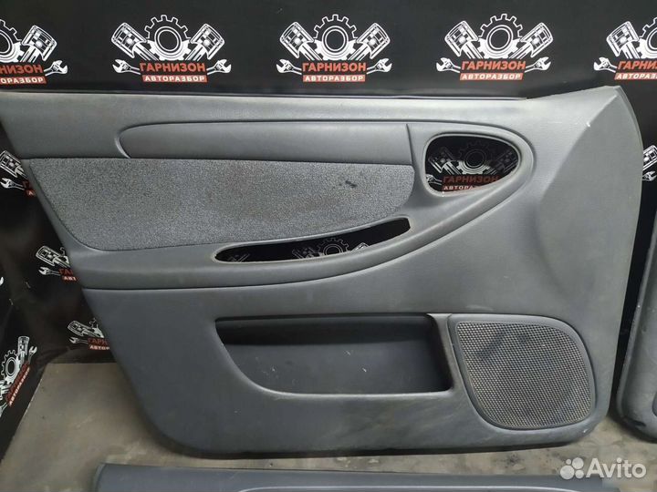 Обшивки дверей Chevrolet lanos (комплект)