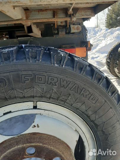 Forward Traction 8.25/20 R20 84K