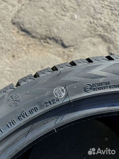 Grenlander Icedefensor Stud II 275/35 R20 114T