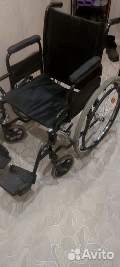 Коляска инвалидная