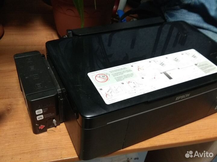 Цветной струйный мфу принтер с снпч epson L200