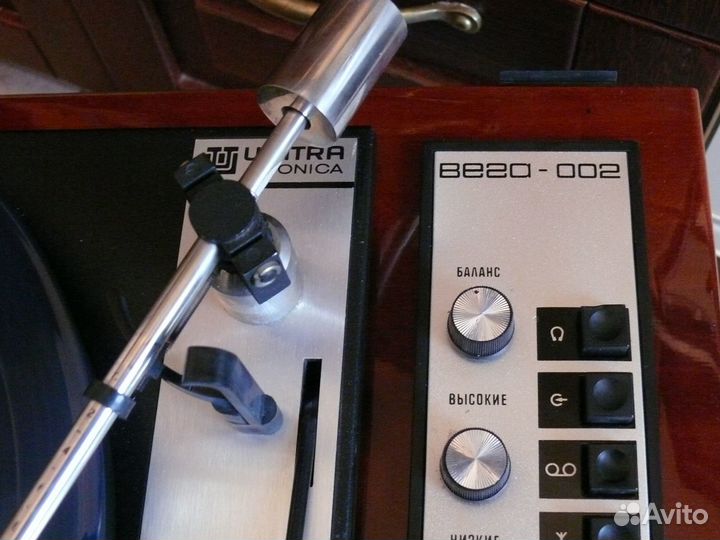 Проигрыватель пластинок СССР Вега-002