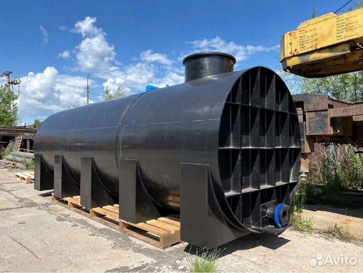 Емкость горизонтальная пластиковая