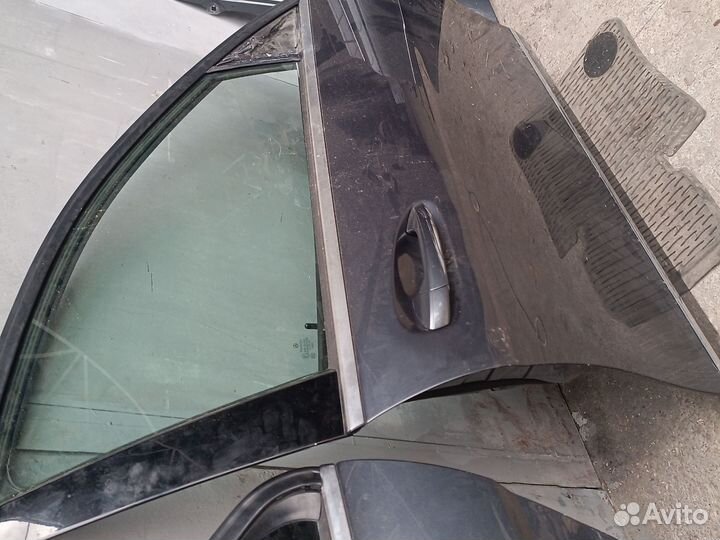 Дверь передняя правая Mercedes C-Class W204