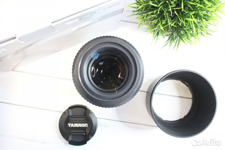 Tamron SP 90mm f/2.8 Di Macro 1:1 VC USD (F017) Ca