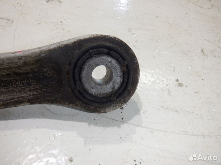 Рычаг задний верхний