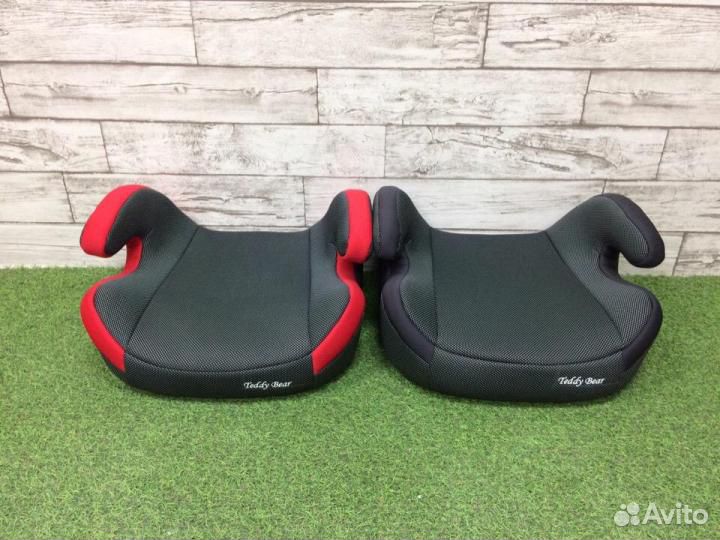 Новое а/кресло бустер 18-36кг+отдаем адаптер /Б13