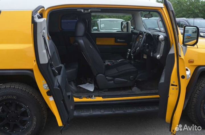 Разбор toyota FJ cruiser 2012