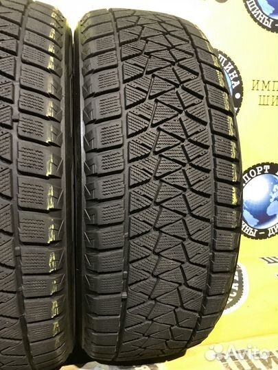 Bridgestone Blizzak DM-V2 235/55 R20 102T
