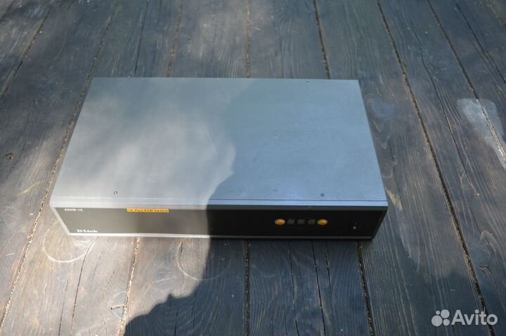 D-Link dkvm-16 (16 портов)