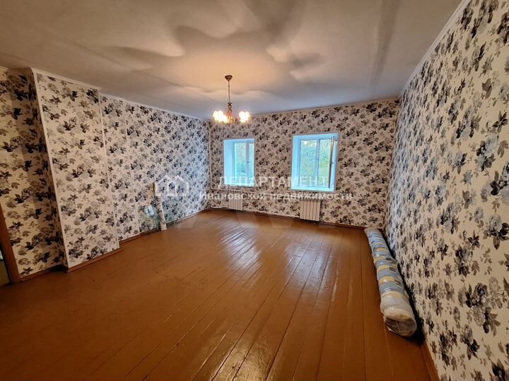 Комната 23 м² в 1-к., 1/2 эт.