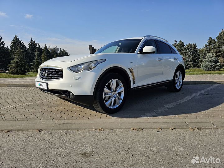 Infiniti FX37 3.7 AT, 2010, 144 200 км