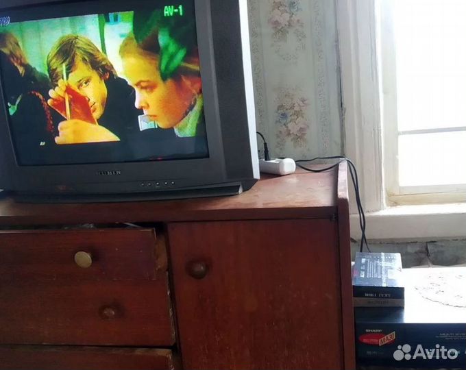 Видеокассеты