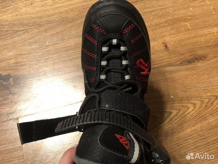 Продам коньки детские