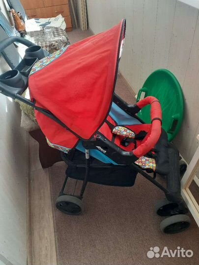 Прогулочная коляска