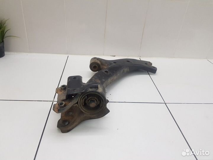 Рычаг подвески передний правый (Haval F7)