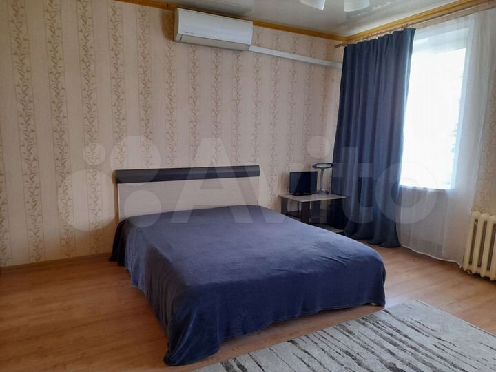 2-к. квартира, 56 м², 3/3 эт.