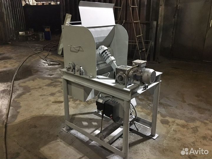 Измельчитель костей костедробилка