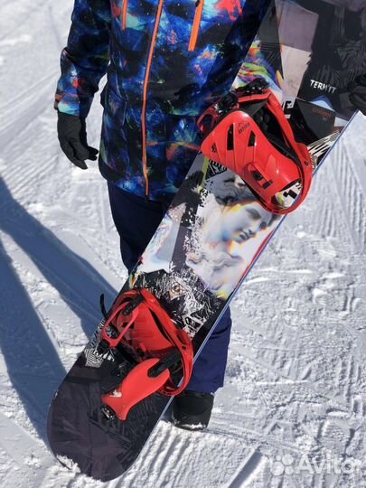 Комплект. Сноуборд, ботинки, шлем