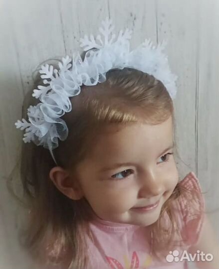 Ободок снежинки