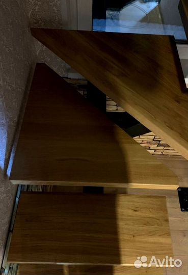 Г-образная лестница