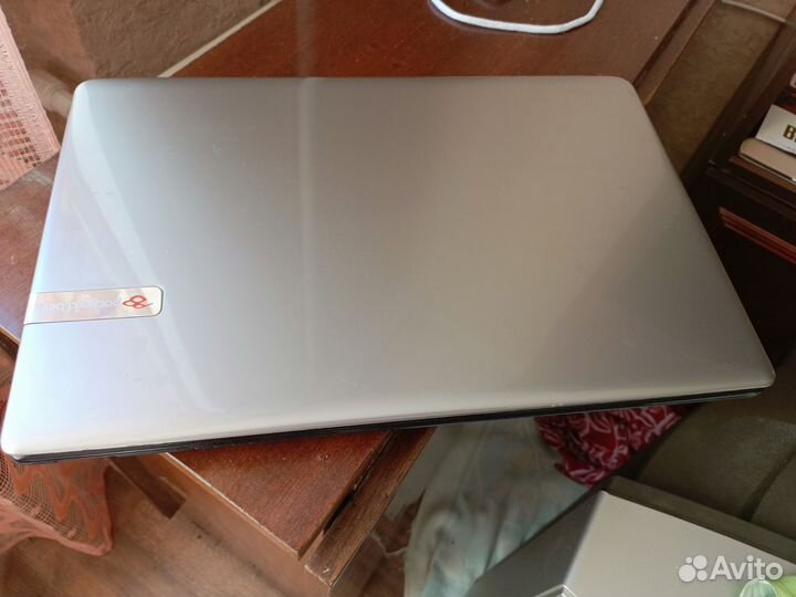 Ноутбук packard bell 15,6 дюймов