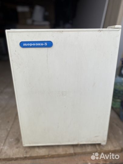 Холодильник бу маленький