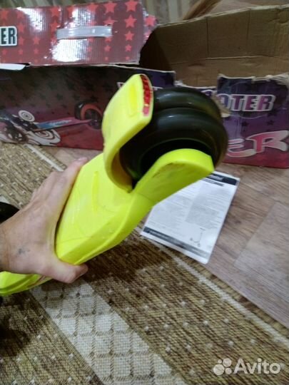 Самокат детский со светящимися колесами