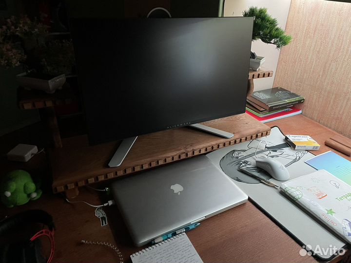 Консоль под монитор