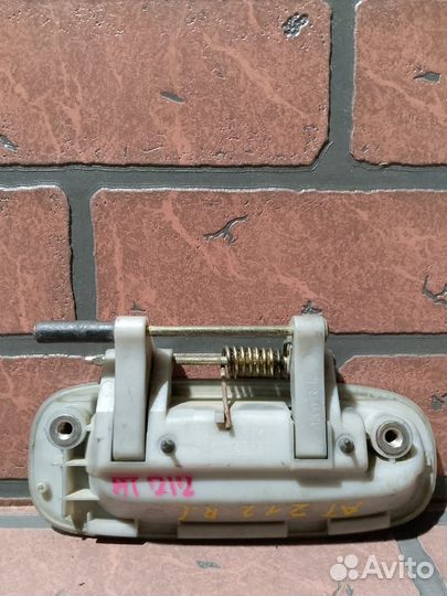 Ручка двери внешняя toyota carina AT212 5AFE RR/LH