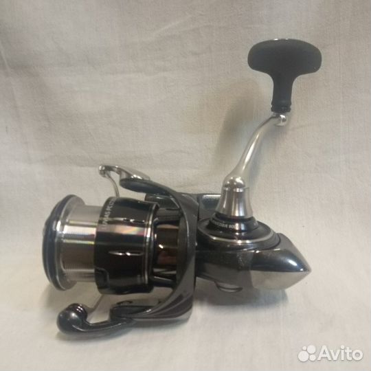 Катушка Daiwa 24 Luvias PC LT 2500S 9bb,5.1:1,150g