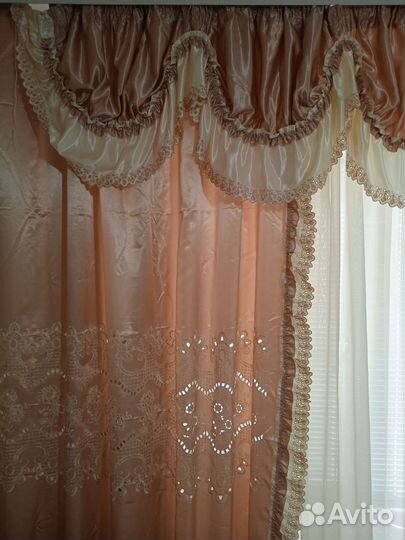 Шторы с ламбрекеном беж